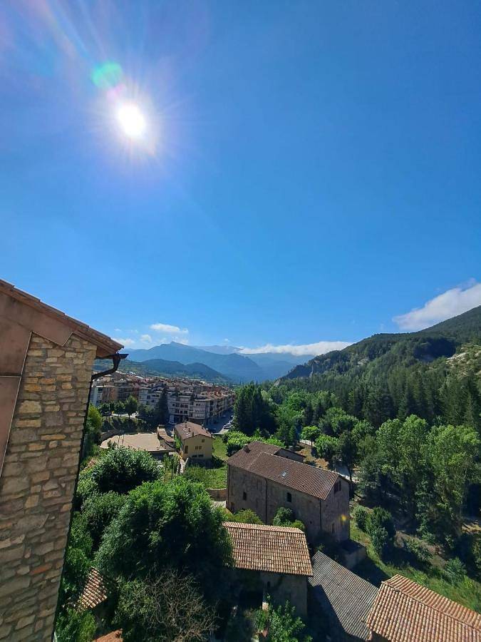 Gîte pour 6 personnes, avec vue et terrasse à Bagà - 4