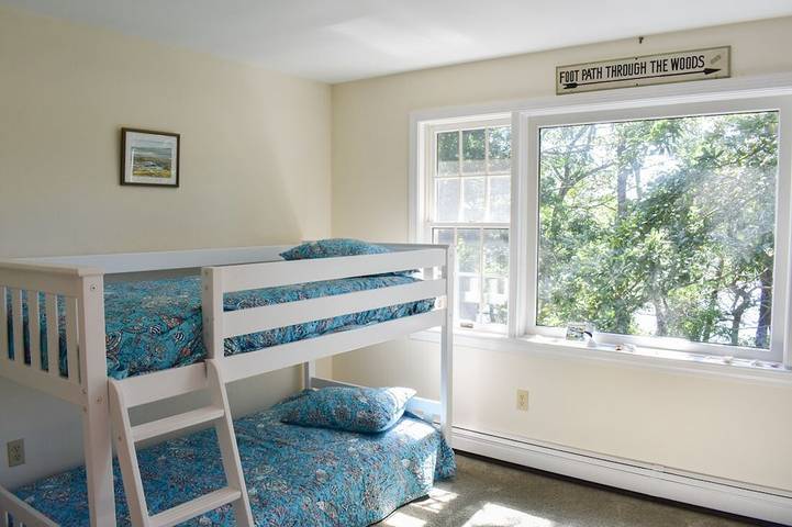 Vacation rental for 8 people, with terrace and yard in Brewster