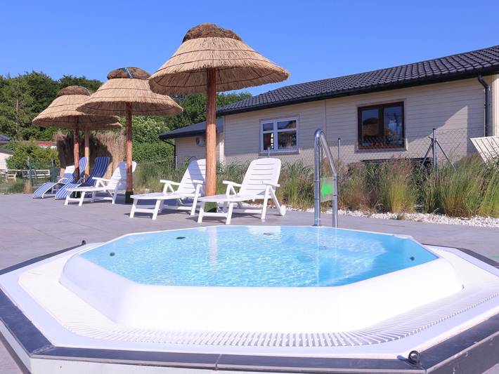 Ferienhaus für 4 Personen, mit Whirlpool und Terrasse sowie Pool in Polen - 2
