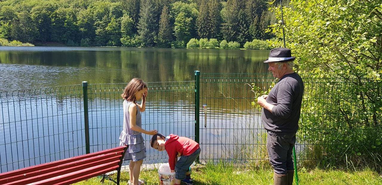 Le Lac Des Moines in Condat, Parc naturel régional des Volcans d'Auvergne