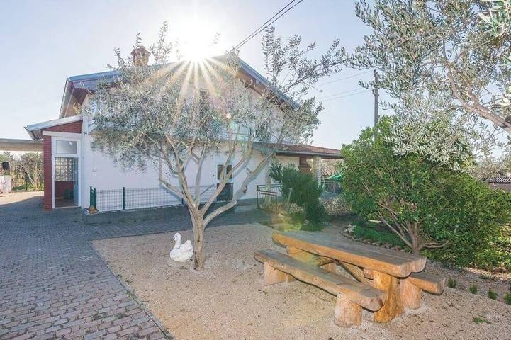 Ferienhaus für 4 Personen, mit Balkon und Garten - 1