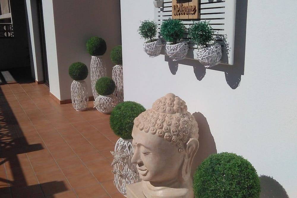 Casa Mararia. <br>Tranquilidad Absoluta, Ubicación Cómoda Y Céntrica. in Gran Tarajal, Fuerteventura