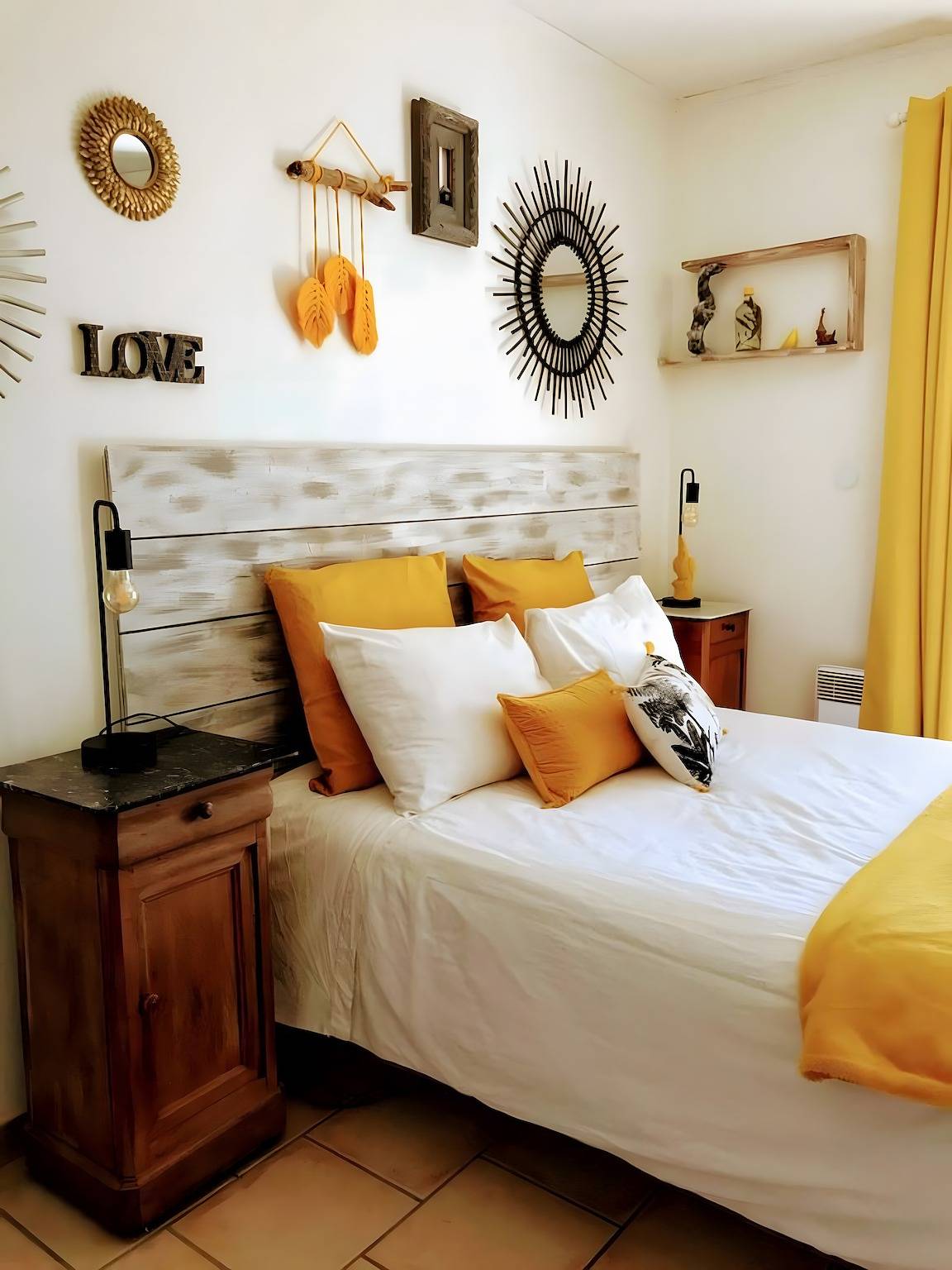Gästezimmer „Wasaï“ mit privater Terrasse, Wlan und Klimaanlage in Gras, Privas