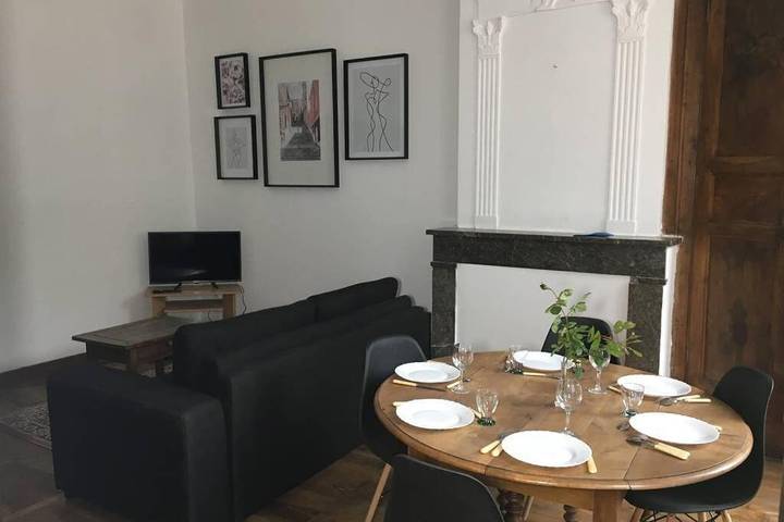 Gîte pour 6 personnes, avec Balcon ainsi que Terrasse et Vue dans Thermes Luz Saint Sauveur