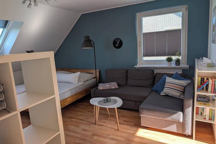 Ganze Wohnung, Moderne Ferienwohnung in attraktiver Lage (Ferienwohnung-Tahn.de) in Celle, Aller-Leine-Tal