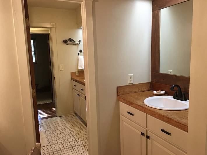 Lake house for 8 people, with terrace in Mississippi