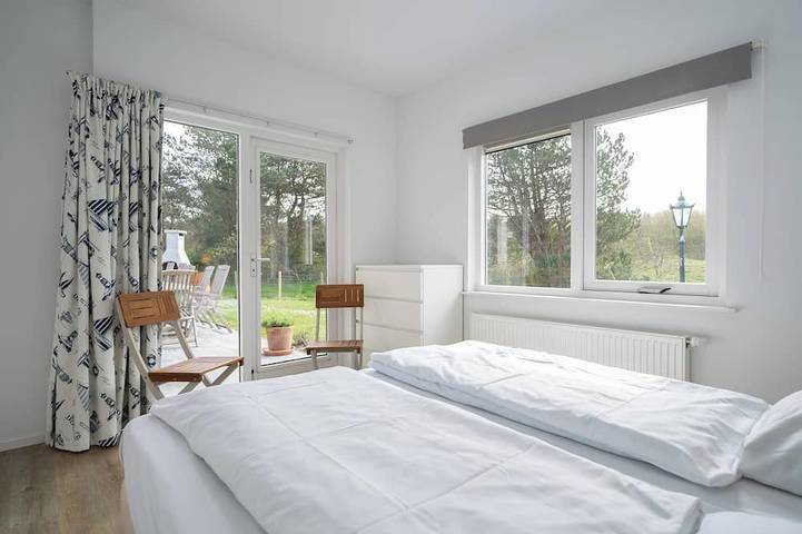 Ferienhaus für 11 Personen, mit Pool und Garten sowie Sauna auf Texel - 3