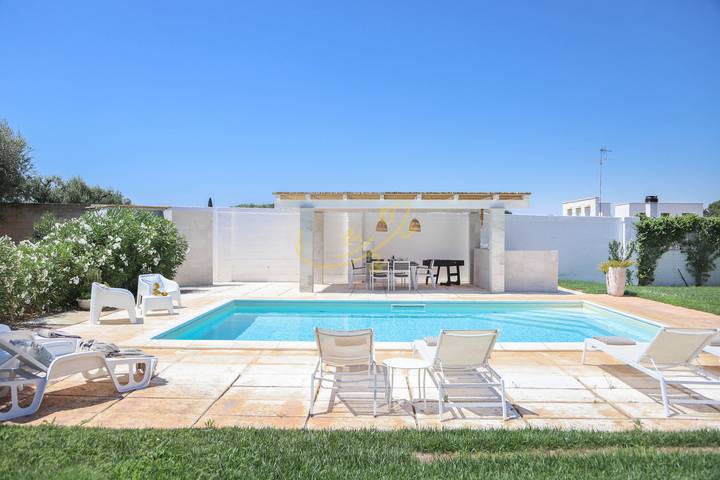 Td Villa Patrizia Pool & Alfresco Kitchen in San Bartolomeo (Bari), Monopoli