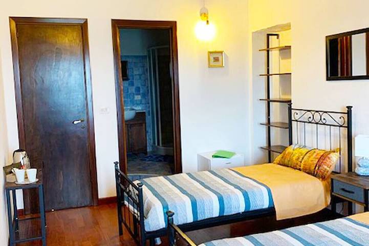 Maison d’hôte pour 2 personnes, avec jardin à Mascali - 2