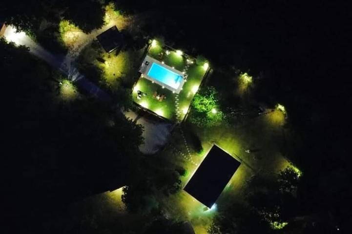 Typical Tuscan Cottage with swimming pool and park,five minutes from San Galgano in Monticiano, Siena e dintorni