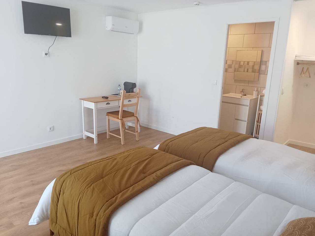 Zimmer 'Quarto 1 Piso Superior - Quinta Df' mit Bergblick, Wi-Fi und Klimaanlage in Eiras, Coimbra