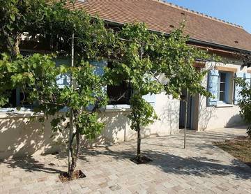 Location de vacances pour 2 personnes, avec jardin et balcon à Allerey-sur-Saône