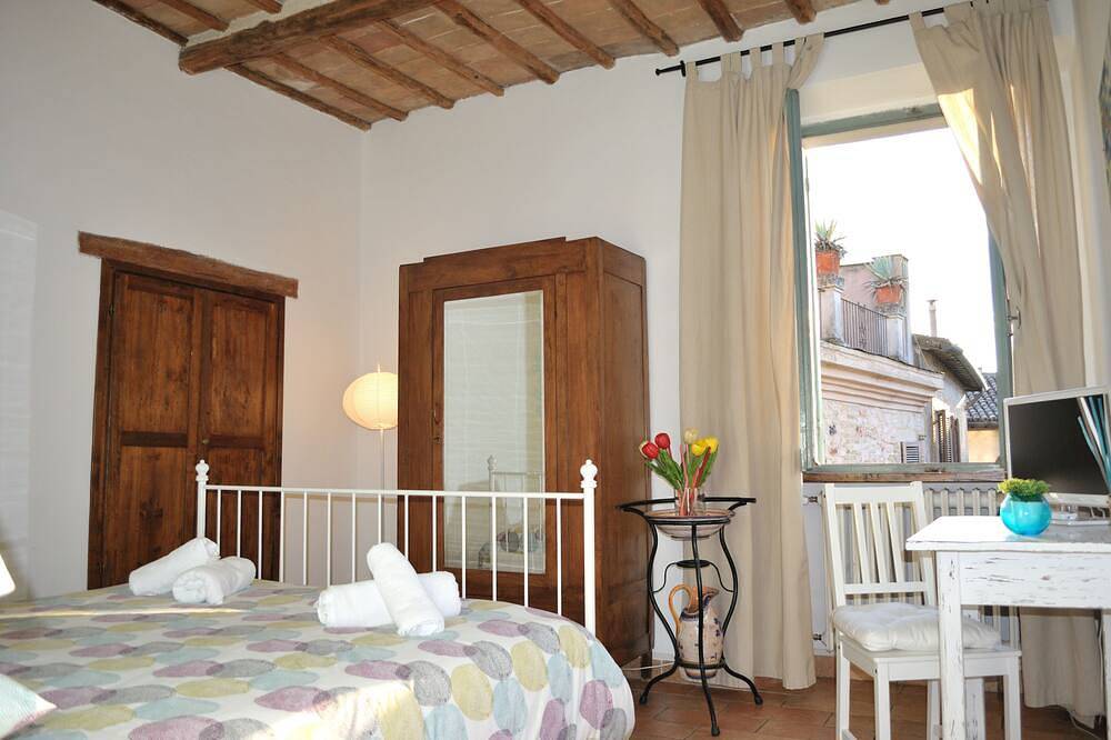 Appartamento intero, Accogliente appartamento con 4 camere da letto e graziosa terrazza in Foligno, Perugia e dintorni