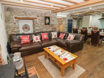 Holiday Rental for 6 People in Pembroke, Pembrokeshire, Photo 1