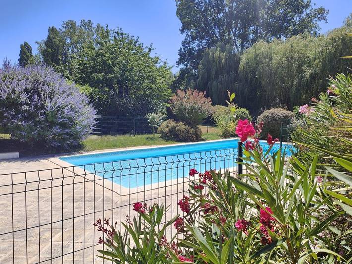 Location de vacances pour 6 personnes, avec piscine et jardin à Tournon-d'Agenais - 4