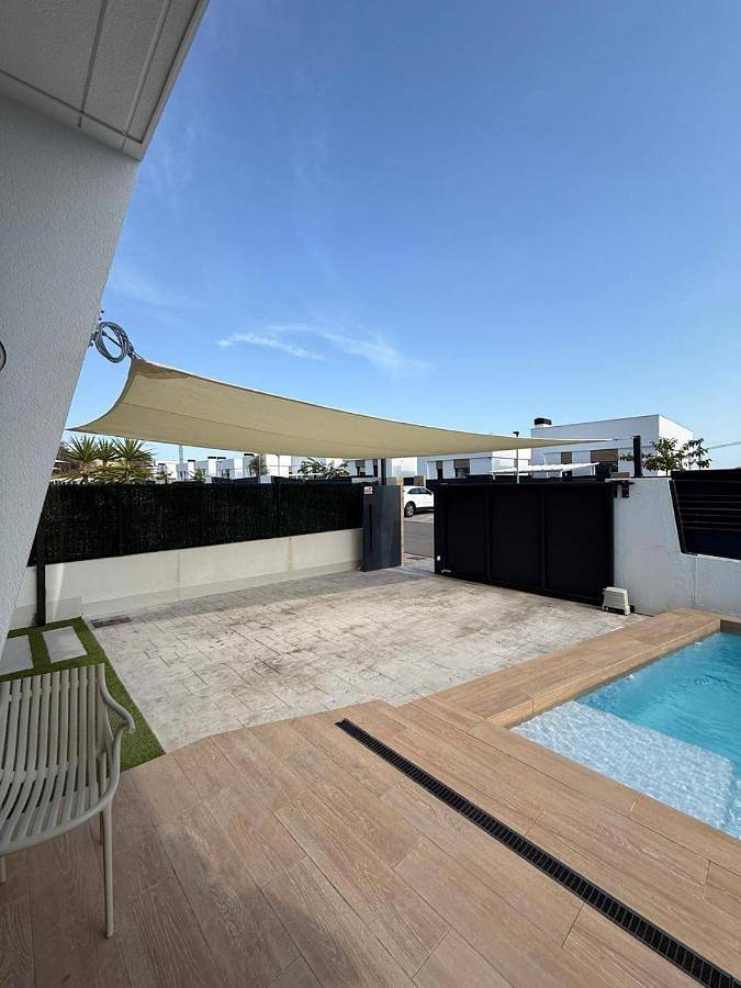 Casa rural para 12 personas, con piscina además de terraza y vistas en Finestrat - 2