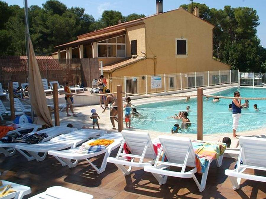 Camping Lou Cigalon - Mobilhome 4 personas - Mobil-home | Premium | 3 Dormitorios | 4 Pers. | Terraza elevada | 1 Baño | Aire acondicionado. in Martigues, Istres region