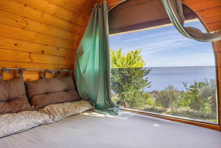 Bungalow 'Fico D'India' with Sea View, Wi-Fi and Air Conditioning in Tusa, Messina Province