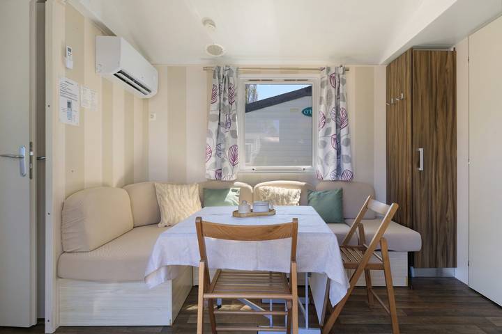 Mobilhome 6 posti vicino a Sète e Montpellier in campeggio 4 stelle in Vic-la-Gardiole, Costa mediterranea (Francia)