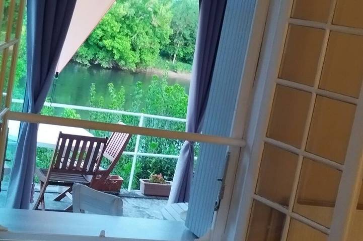 Location de vacances pour 4 personnes, avec terrasse et jardin, animaux acceptés à Lamothe-Montravel - 4