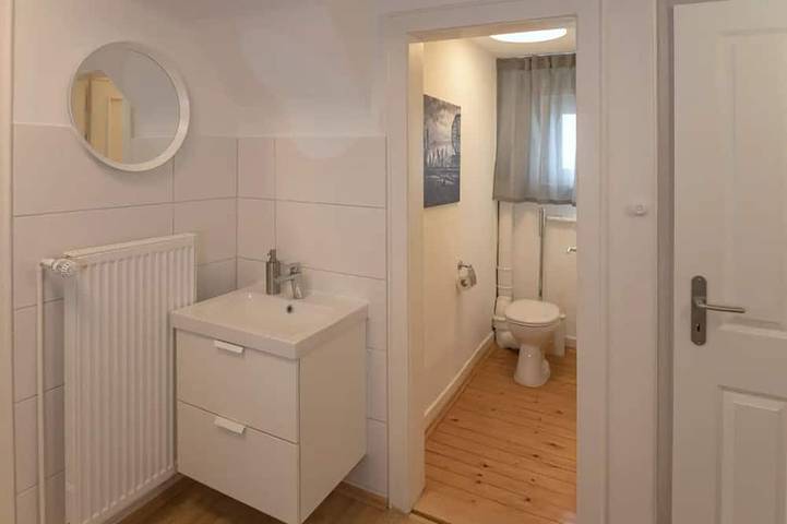 Ganze Wohnung, WeinheimBudget (1) * Klimaanlage * in Weinheim, Kurpfalz