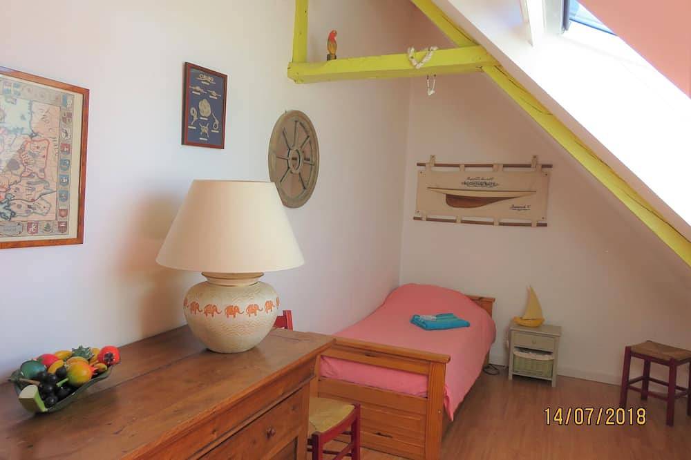 Haus am Strand, Strand 400 m, 5 Personen, in der Nähe von Saint Brieuc in Hillion, Côte de Goëlo