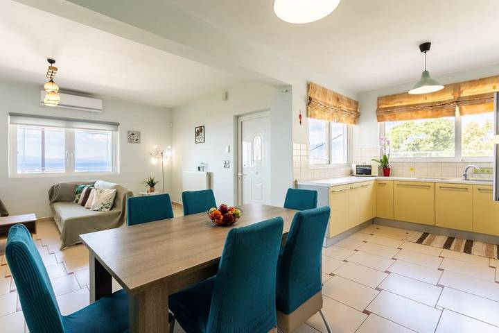 Ferienwohnung für 7 Personen, mit Meerblick und Garten in Kalamata - 3