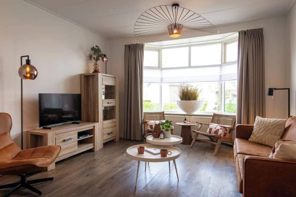 Harry, Luxe woning in het centrum van Nes in Nes, Nederlandse waddeneilanden