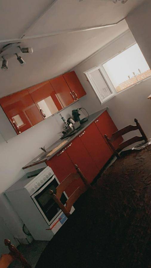 Appartement entier, Rez chaussée transformé en t4 au 114 Avenue de juvisy cottages in Juvisy-sur-Orge, Essonne
