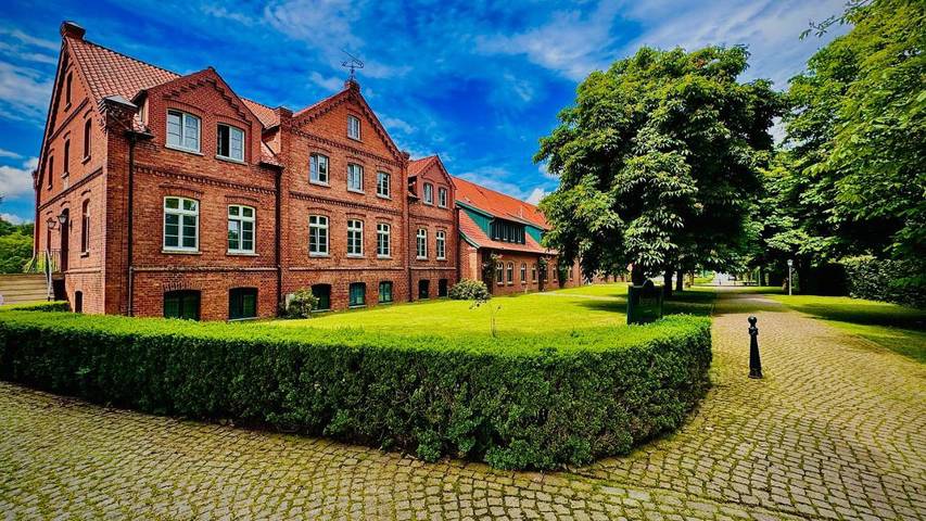 Hotel für 3 Personen, mit Whirlpool und Terrasse sowie Garten und Sauna in Lüdersburg - 3