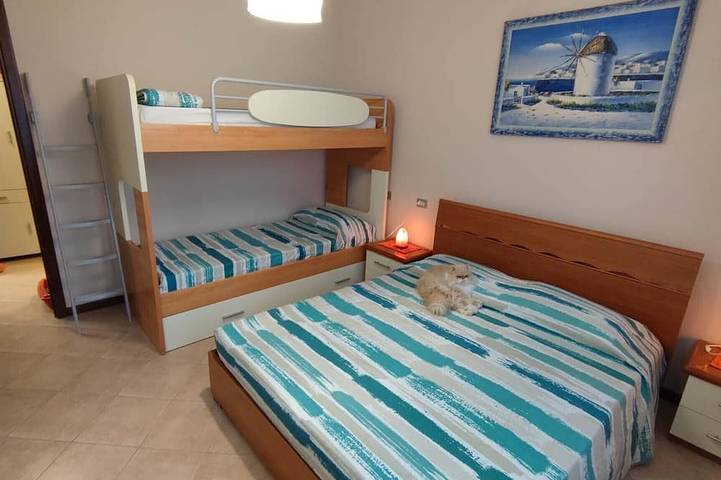 Ganze Wohnung, Zweizimmerwohnung mit fantastischem Blick auf Gaino am Gardasee in Toscolano-Maderno, Gardasee-Berge