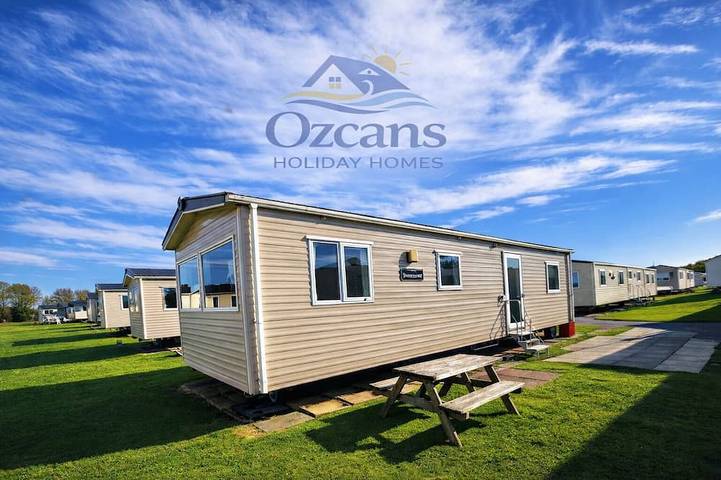 Static caravan for 6 people, with pool in East Lothian