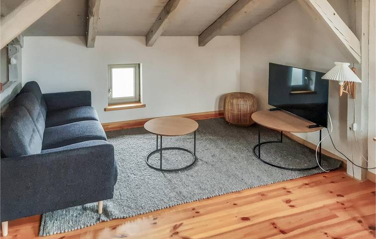 Gemütliches Apartment mit Terrasse, Parkplatz - Nähe Küste & Stadtzentrum in Warthe, Rankwitz