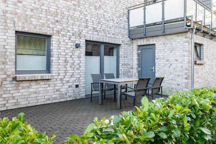 Ferienwohnung für 4 Personen, mit Terrasse und Garten in Büsumer Deichhausen