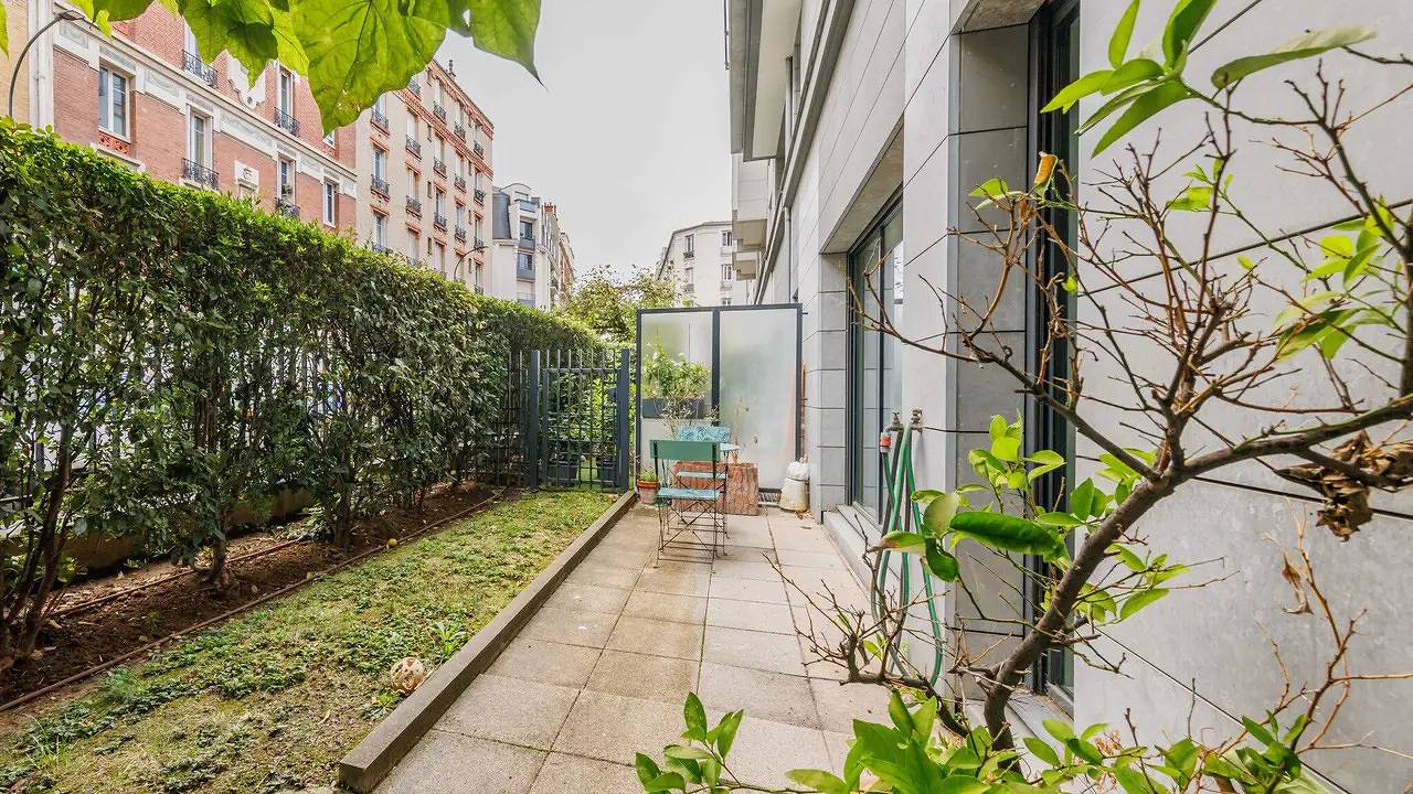 Entire holiday apartment, Holiday apartment for 5 people in Clichy, Hauts-de-Seine