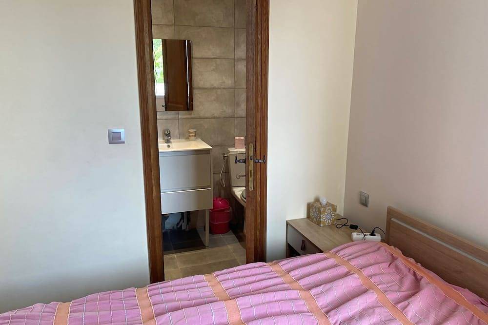 Encantadora villa, 9 personas, aire acond, wifi  a 10 minutos a pie de la playa in Antibes, Region de Cannes