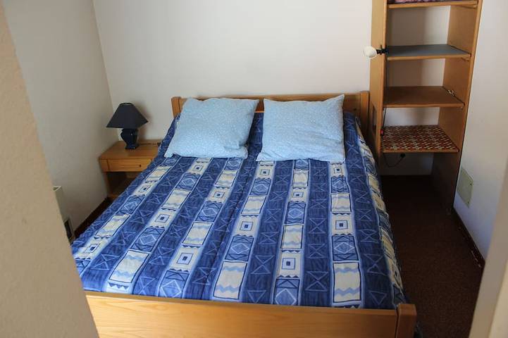 Entire apartment, T2 cabine, 6p, Proche Centre Ville, Vue Montagne, garage in Saint-Lary-Soulan, Pyrenees National Park