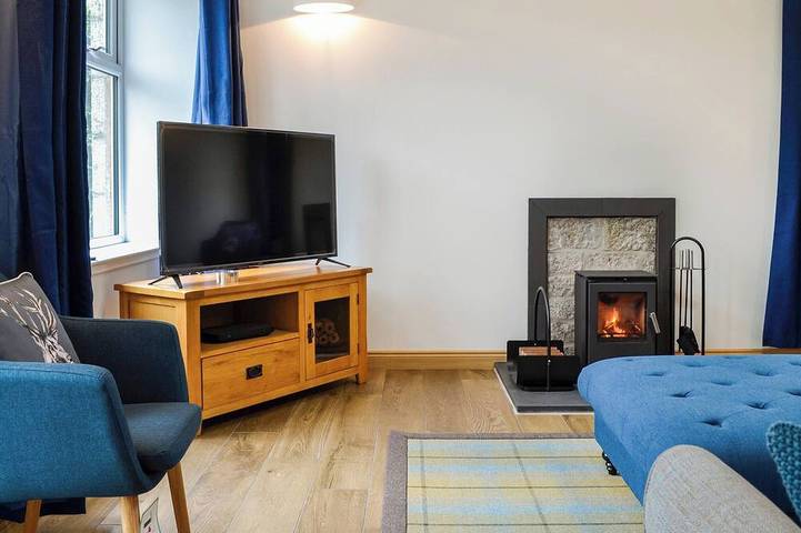 3 Schlafzimmer Unterkunft in Glenesk in Angus