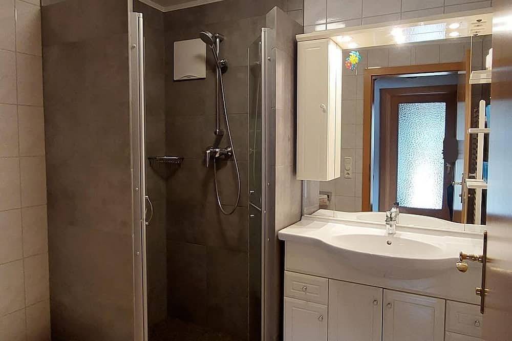 Ganze Wohnung, Apartment im Eg/2 Schlafräume/Dusche, Wc - Marlene, Haus in Rauris, Ski Amadé