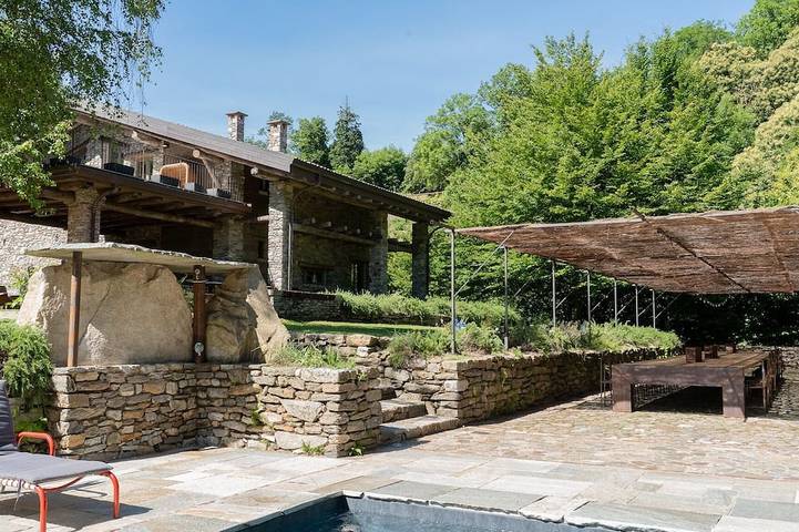 Gîte pour 12 personnes, avec Jardin
