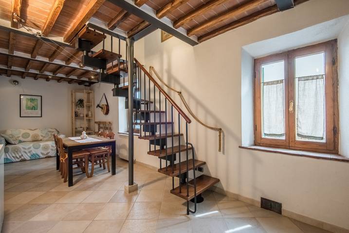 Appartamento intero, Apartment "Casa di Franca a San Galgano" in Historical Centre in Chiusdino, Siena e dintorni
