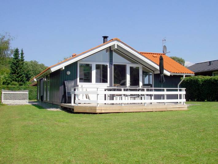 Ferienhaus für 8 Personen, mit Sauna und Whirlpool sowie Garten und Terrasse in Binderup Strand