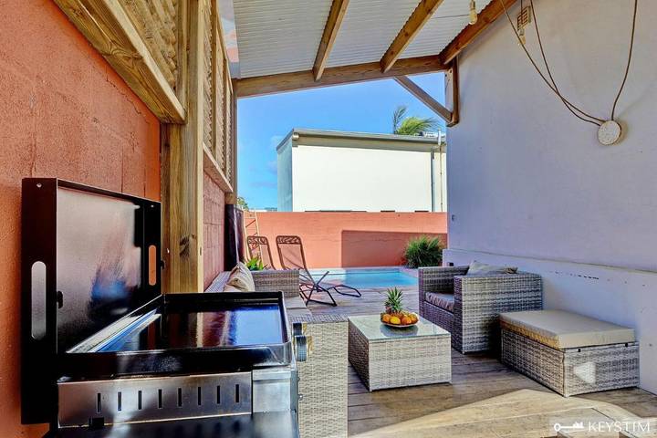 Location de vacances pour 7 personnes, avec piscine et jardin dans Grands-Bois - 3