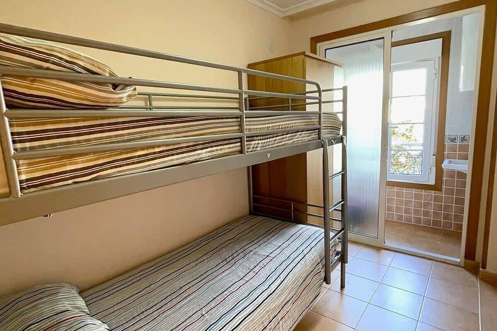 Entire apartment, The Cliffs - Mansión del Indiano I in Viveiro, Galician Coast