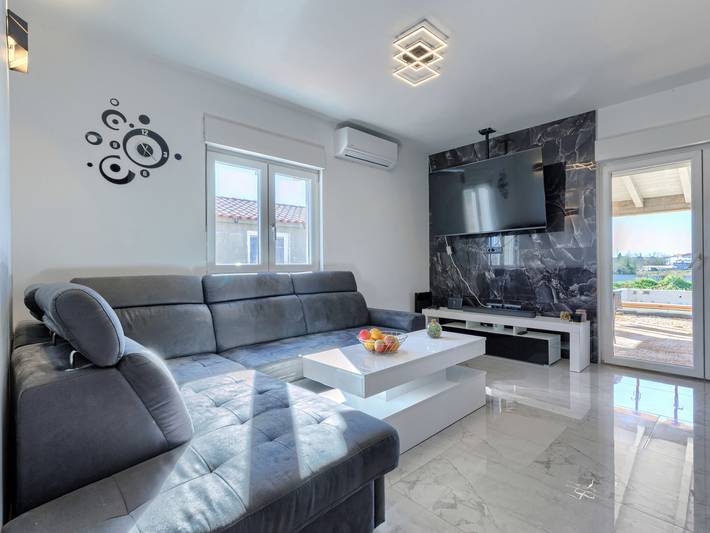 Holiday home for 5 people, with terrace and garden as well as view - 1