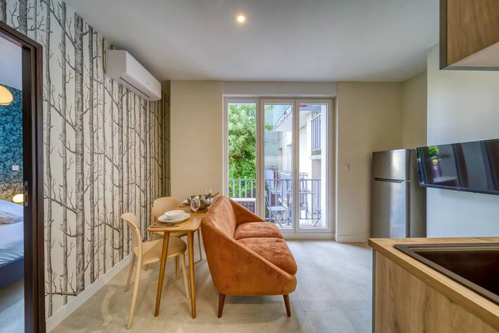 Apartamento entero, Apartamento de vacaciones para 2 personas con balcón in Grenoble, Isère