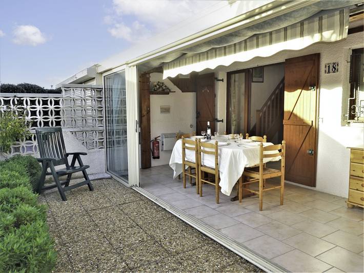 Ferienhaus für 6 Personen, mit Terrasse in Les Ayguades - 2