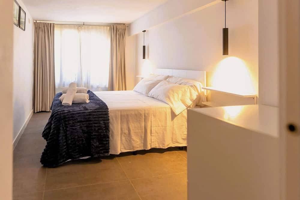 Ganze Wohnung, Suitur beachfront apartment Roc de Sant Gaietà in Roda de Berà, Costa Dorada