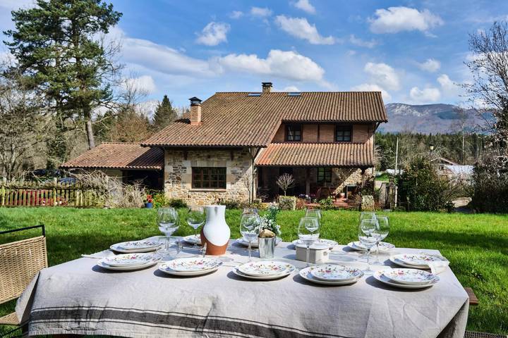 Chalet para 8 personas, con jardín - 1