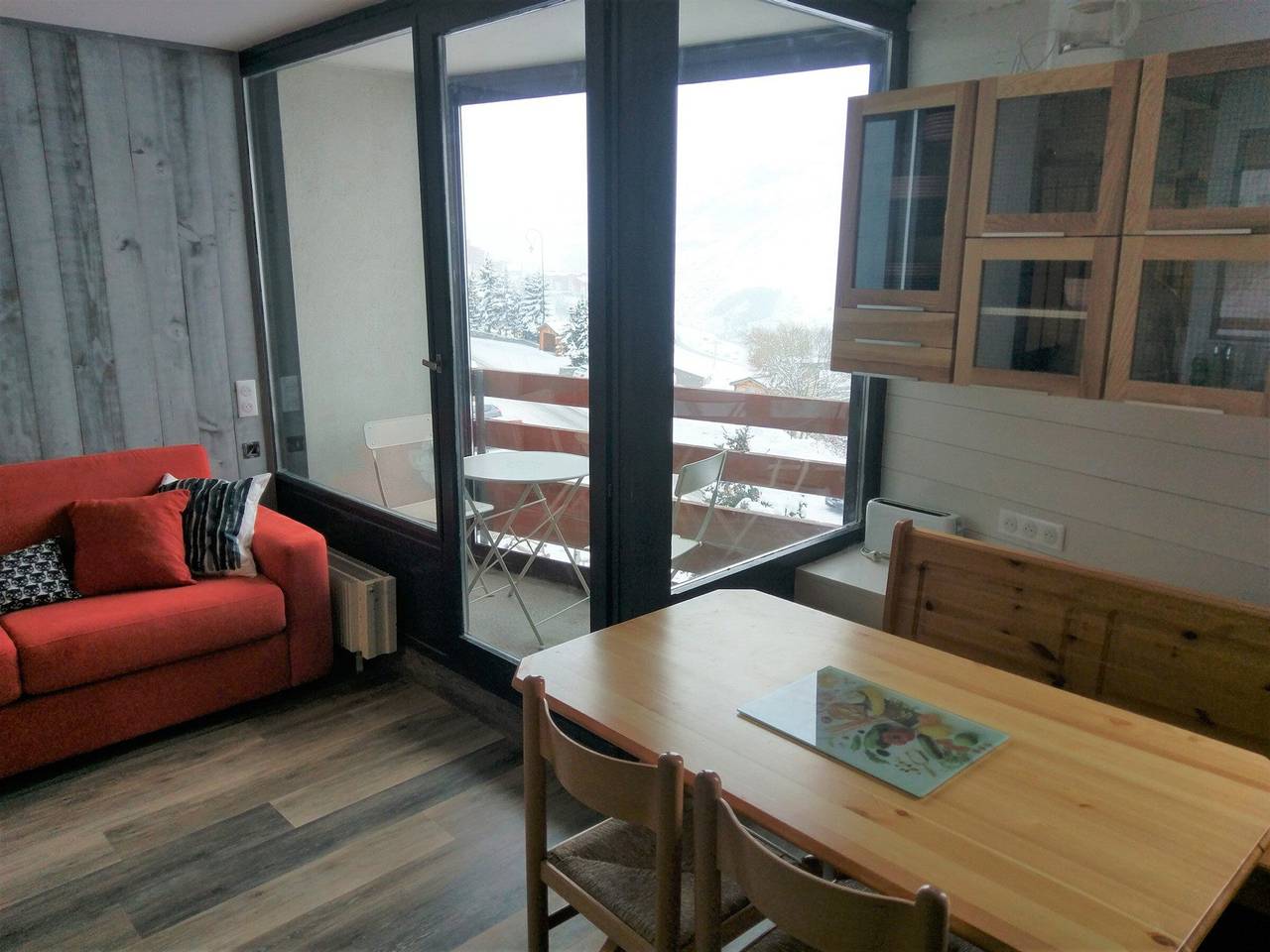 Appartement entier, Charmant 3 pièces rénové avec balcon au pied des pistes, Les Belleville in Les Menuires, Saint-Martin-de-Belleville
